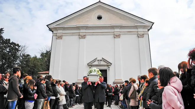 DeMarchi Fossalunga funerale ragazzino suicidato