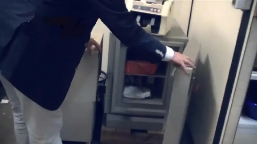 La perquisizione nel caveau della Jesse