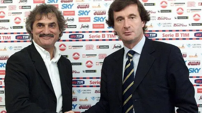 TREVISO 27/10/2004 PRESENTAZIONE NUOVO ALLENATORE CALCIO TREVISO BEPI PILLON nuovo allenatore calcio tv