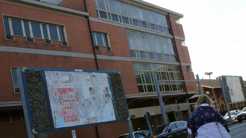 DE WOLANSKI . AG.FOTOFILM TREVISO EDIFICIO EX POSTE STAZIONE DEI TRENI