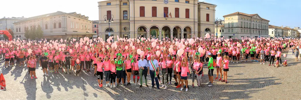 Ferrazza Montebelluna Corsa Rosa partenza e discorsi autorità