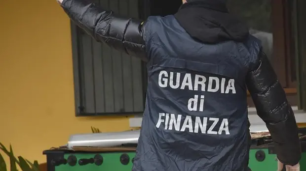 SCATTOLIN - DINO TOMMASELLA - ERACLEA - BLITZ DELLE FORZE DELL'ORDINE NELLE ABITAZIONI DEI DONADIO