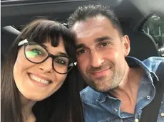Una bella foto di Federico Carniel con la moglie Lisa