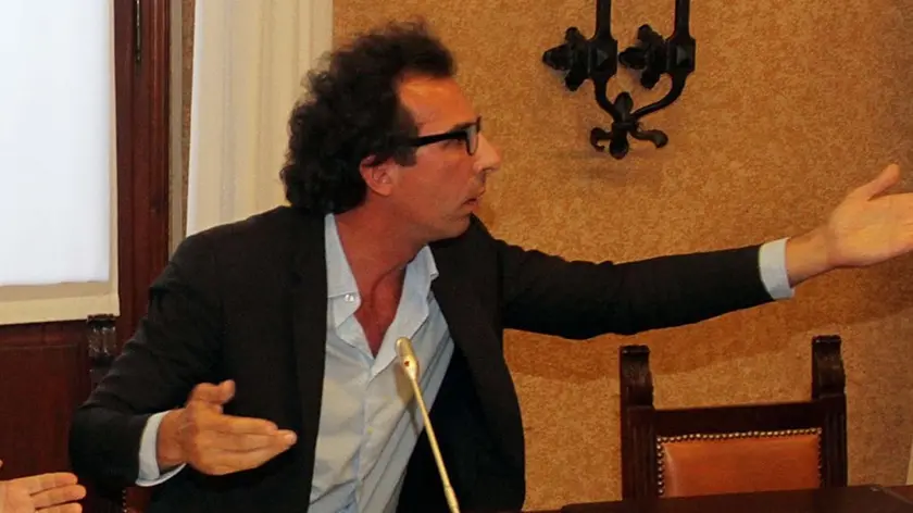 ALLEGRANZI MOGLIANO PRIMO CONSIGLIO COUNALE CON SINDACO CAROLA, IN FOTO IL CONSIGLIERE AZZOLINI