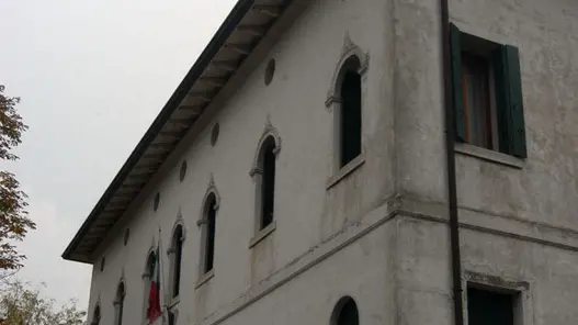 COLLE UMBERTO MUNICIPIO FOTOCRONACA SERVIZI GIOVEDI 28