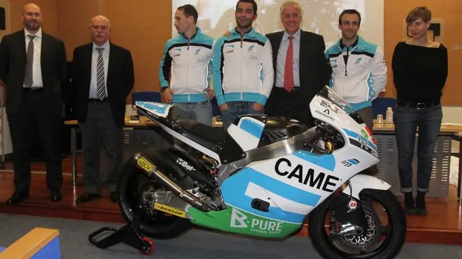 FRIGO DOSSON DI CASIER PRESENTAZIONE COME IODARASING TEAM MOTO GP