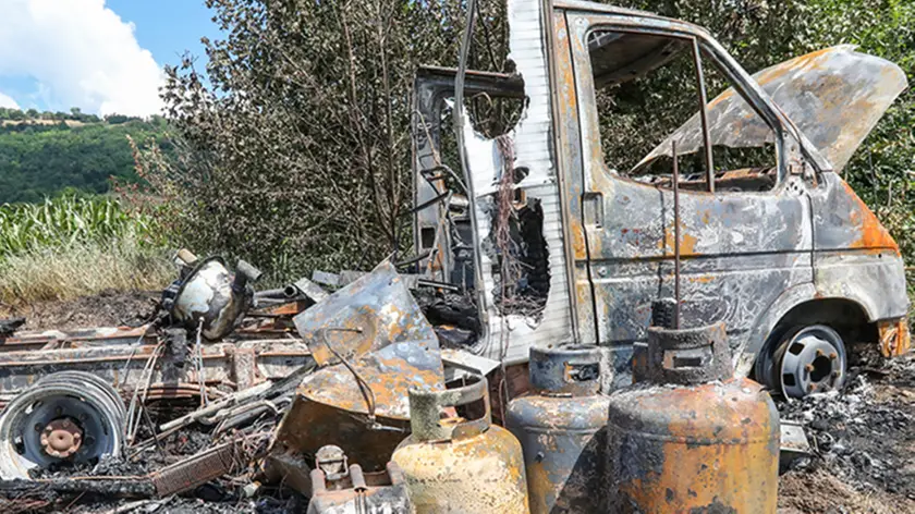 Dewolanski Pederobba luogo incendio roulotte