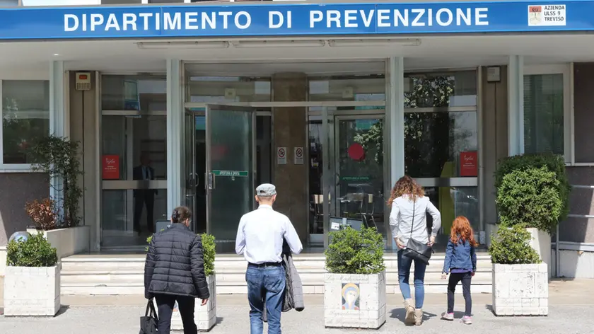 AGOSTINI AG.FOTOFILM TREVISO -LA MADONNINA- DIPARTIMENTO DI PREVENZIONE ULSS 9