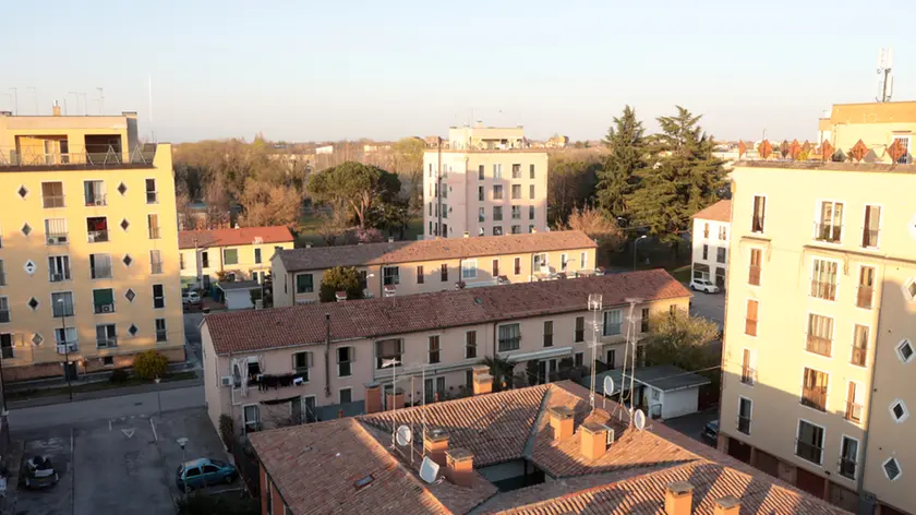 de Woanski agenzia foto film treviso san liberale casa popolari feltrina