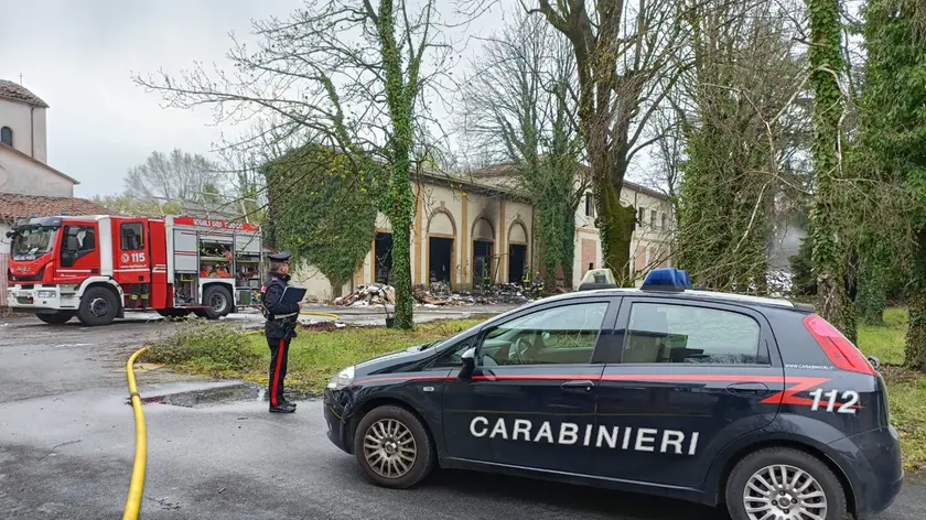 I carabinieri indagano sul rogo all'ex Pancrazio