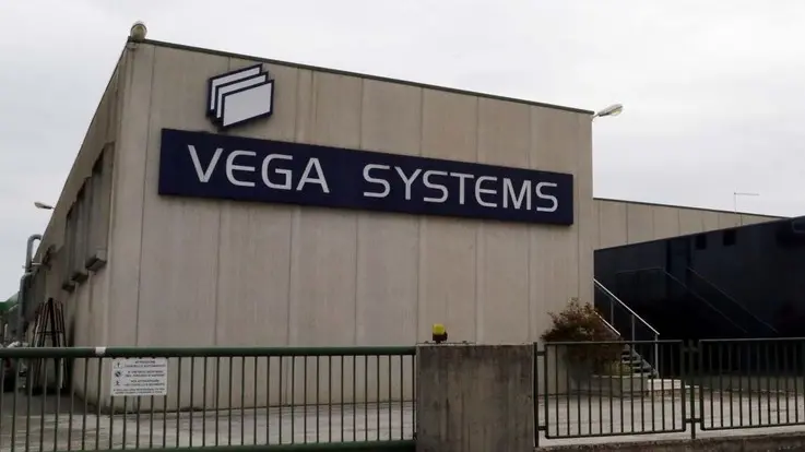 Ferrazza Agenzia foto film padernello ditta vega systems