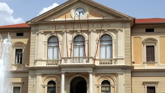 VITTORIO VENETO..MUNICIPIO DOPO IL RESTAURO..fotocronaca - castelfranco bimbi in bici..montebelluna la pineta ..vittorio veneto municipio