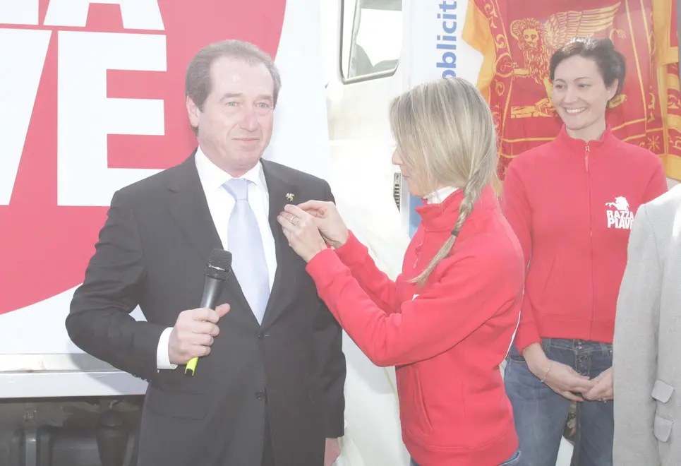 Passerini Presentaziome lista Razza Piave candidato presidenza provincia Leonardo Muraro agenzia fotografica foto film