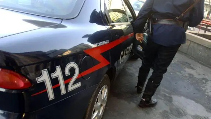 Sul posto i carabinieri