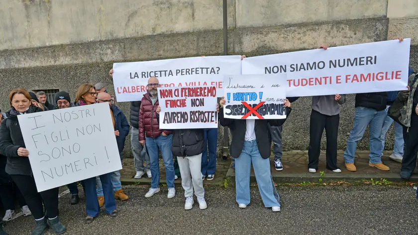 La protesta degli studenti a Pieve del Grappa