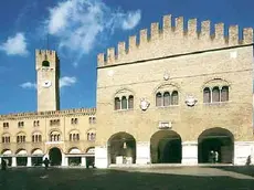 Il Palazzo dei Trecento in piazza dei Signori a Treviso