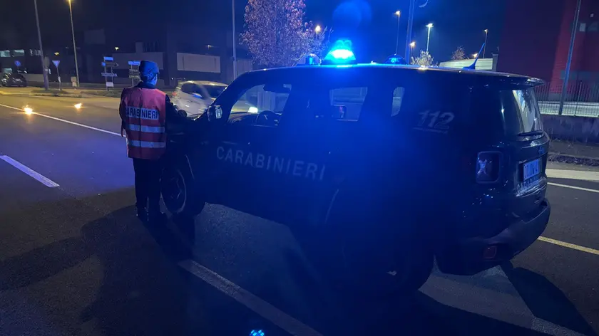 I carabinieri hanno individuato a Scorzè l'auto dei due autori della rapina di lunedì 16 dicembre alla farmacia Tonicello di Badoere di Morgano