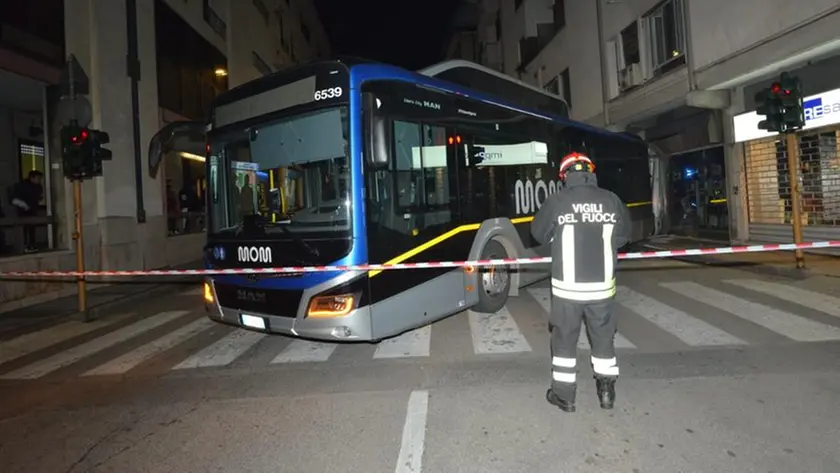 L'incidente del bus Mom