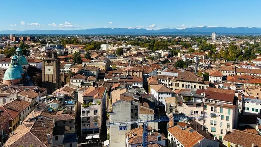 Un panorama di Treviso dalla torre civica