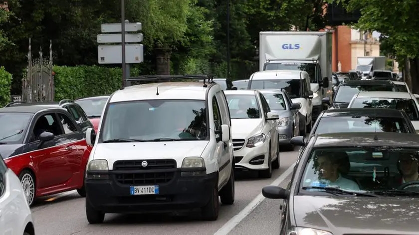 Traffico congestionato lungo il Put a Treviso
