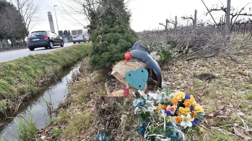 Il cippo commemorativo della strage della vigilia di Ferragosto 2022