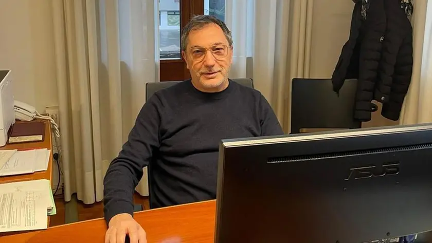 Il ragionier Eddo Marcassa in municipio a Ponte di Piave