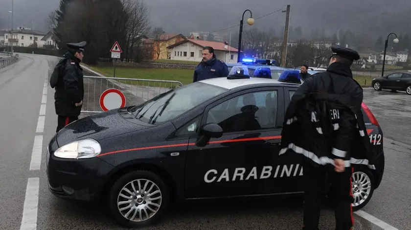 Un posto di blocco dei carabinieri nel territorio di Sedico