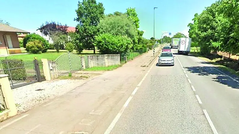 Un tratto della pista ciclabile lungo via Corriva al centro di questa lunga battaglia