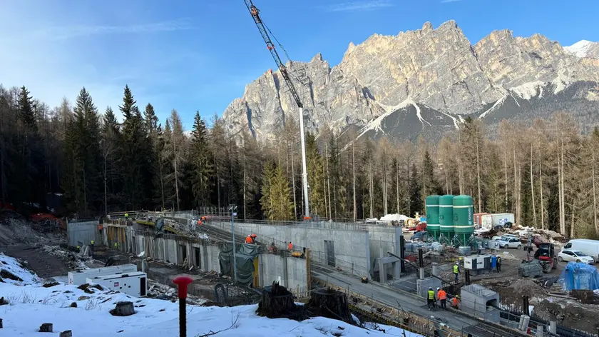 Il cantiere della pista da bob a Cortina