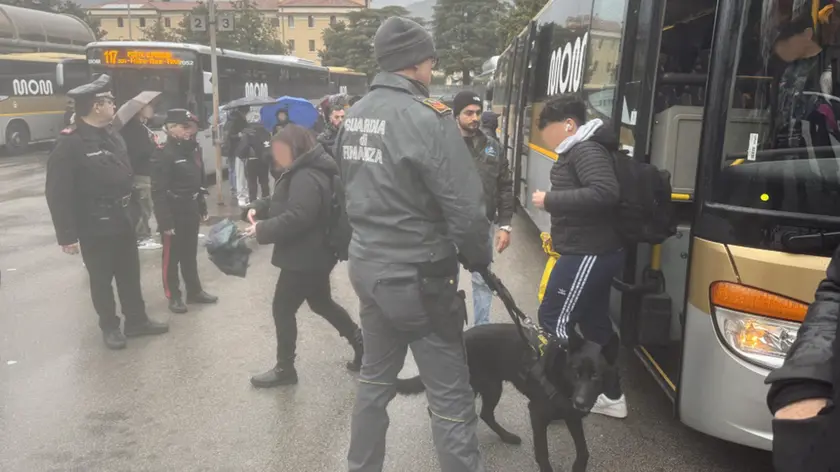 Controlli antidroga all'autostazione di Vittorio Veneto