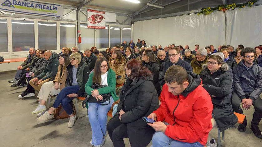 L'assemblea per l'asilo a Scomigo