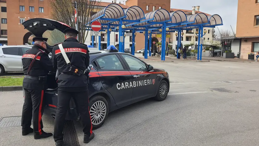I carabinieri di Oderzo hanno denunciato quattro giovani per la rapina a un ragazzo di San donà