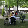 Un’immagine di ospiti e operatori di una casa di riposo in Veneto (foto Bianchi)