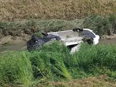 La Lamborghini finita nel fosso a Concordia Sagittaria, nell'incidente è morta una persona