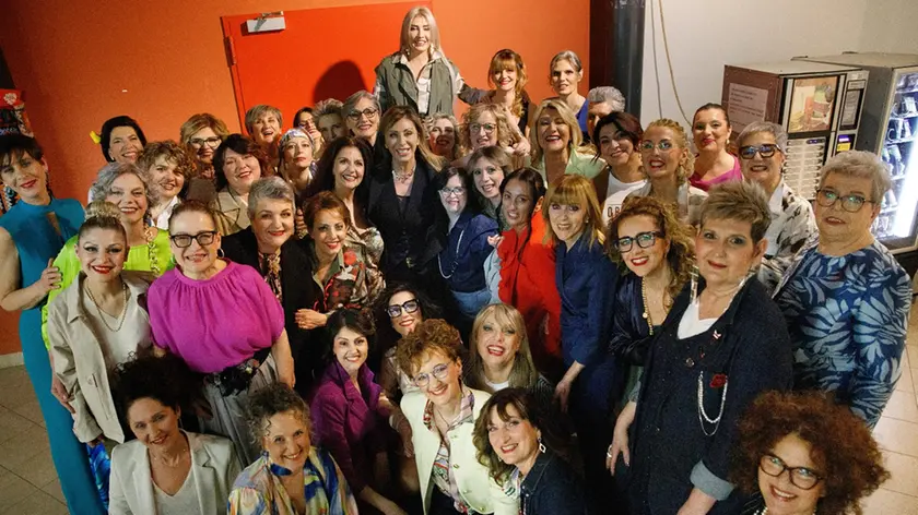 Le donne dell'associazione la Forza in passerella sfilano al teatro Dal Monaco