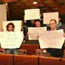 La protesta in Consiglio comunale a Montebelluna