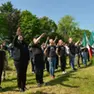 Il saluto romano alla manifestazione neofascista di Susegana