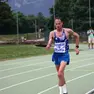 Alex Schwazer sulla pista di Arco, lo scorso luglio, nella gara del rientro conclusa con un ritiro (credito Facchini)