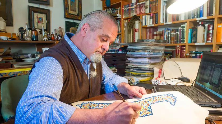 Il maestro Massimo Saccon al lavoro (Foto Petrussi)