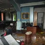 Occupano e incendiano l’ex Safari Club di Conegliano