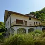 L’abitazione di Tarzo in cui l’uomo ha scoperto i ladri