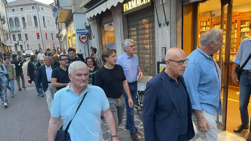 La passeggiata per la sicurezza della Lega in centro a Treviso