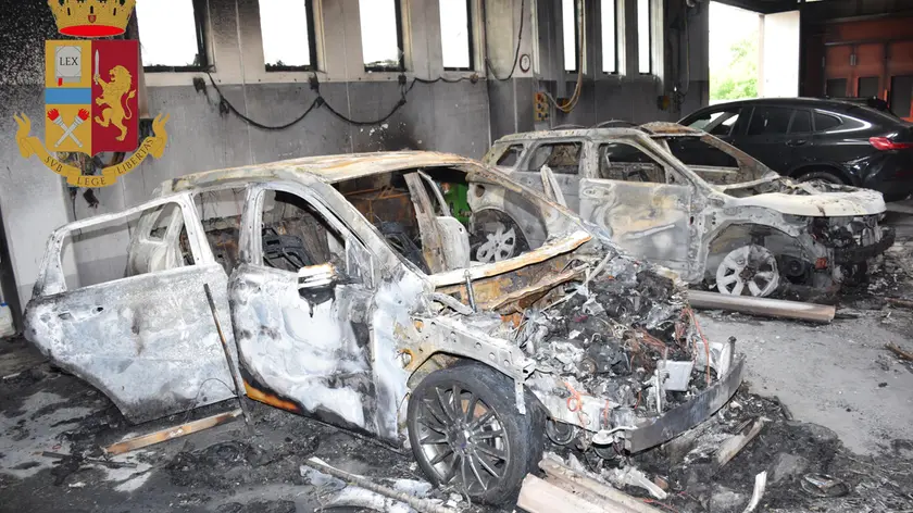 L'incendio alla carrozzeria Roggia a Fiera