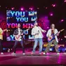 Un momento del primo concerto dei Pinguini Tattici Nucleari del loro “Hello World Tour”