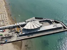 Una veduta aerea del cantiere per la riqualificazione della Terrazza a Mare di Lignano