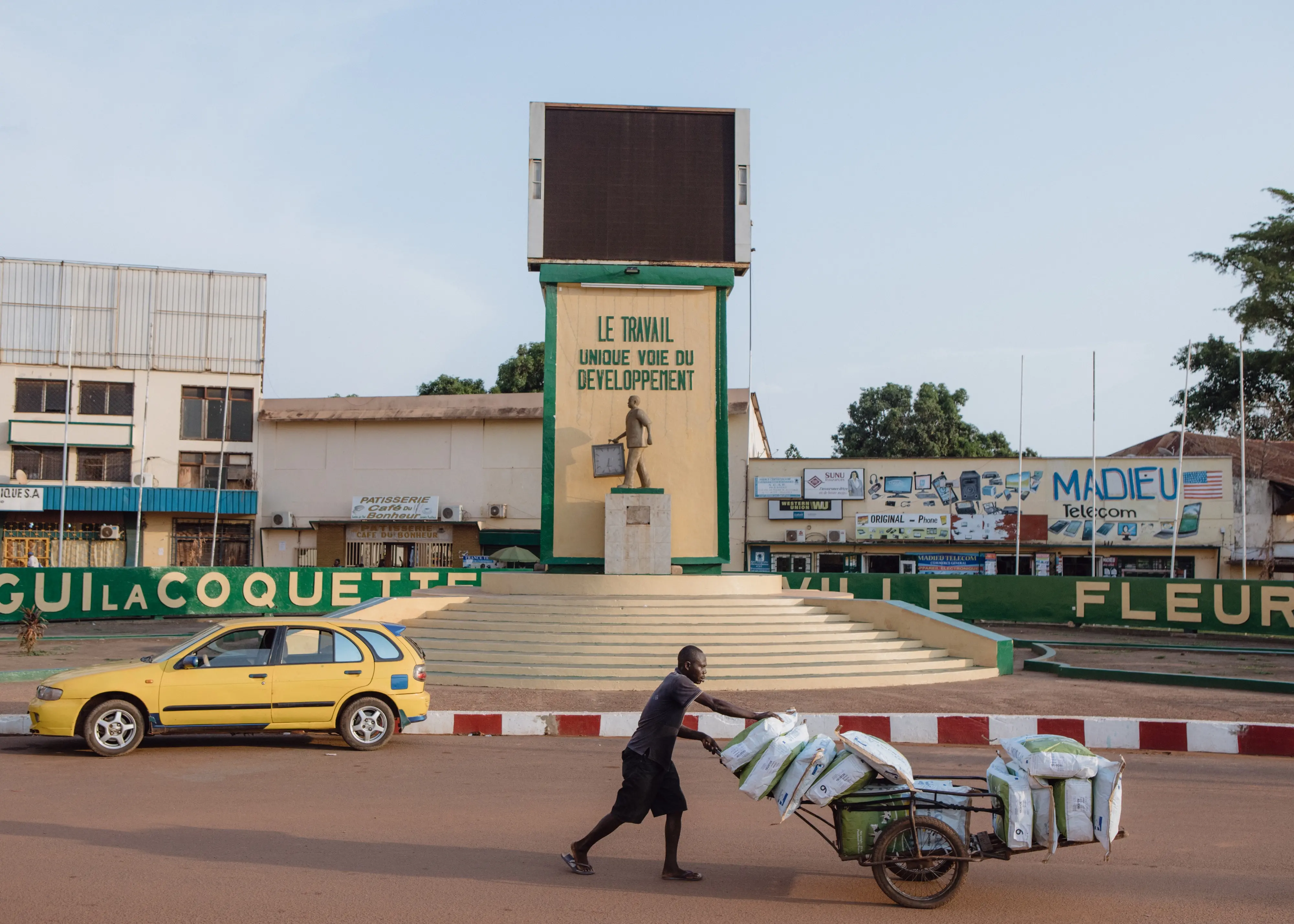 Una immagine di Matteo De Mayda scattata a Bangui, in Centrafrica