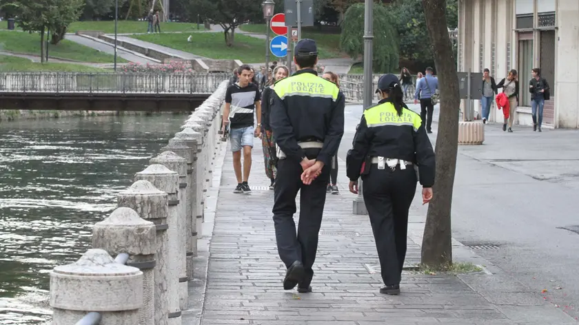 Polizia locale in Lungosile Mattei
