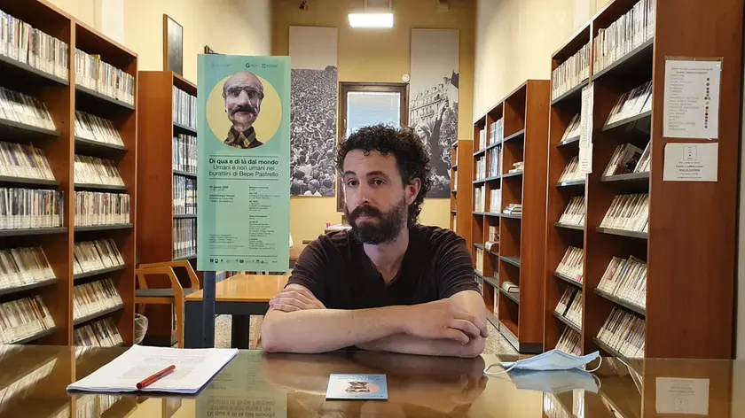 Matteo Melchiorre, scrittore, è il direttore della biblioteca di Castelfranco