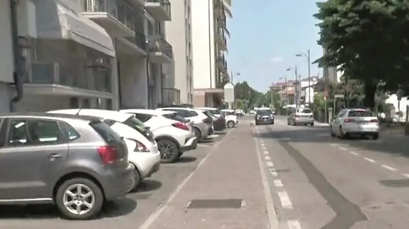 Uno scorcio di via Salsa, teatro della brutale aggressione