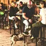 In piazza Trentin a Treviso prosegue a gonfie vele la stagione degli aperitivi
